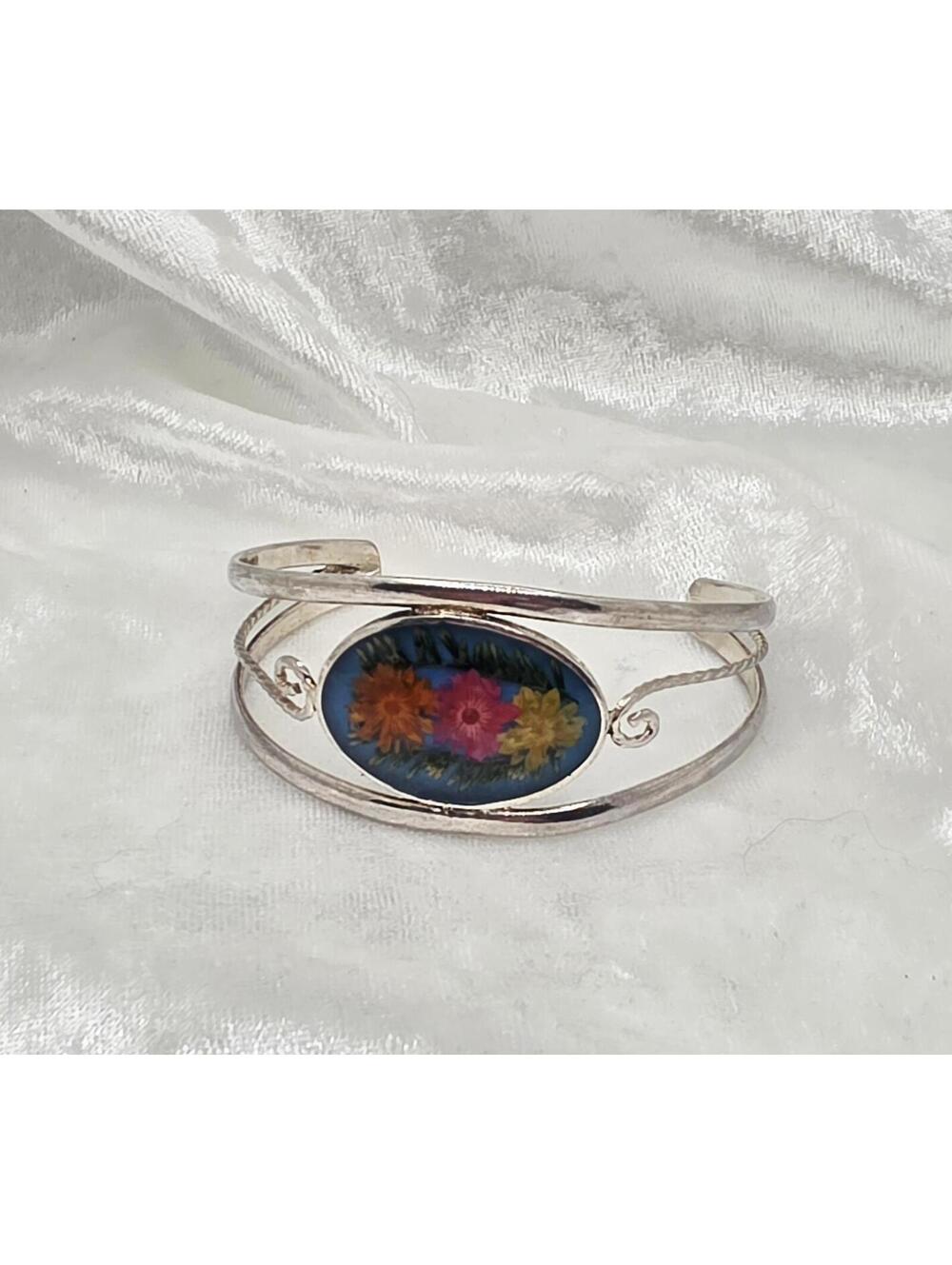 Vintage Real Pressed Flower Resin Cuff Bracelet Petite 4.75" Silver Tone